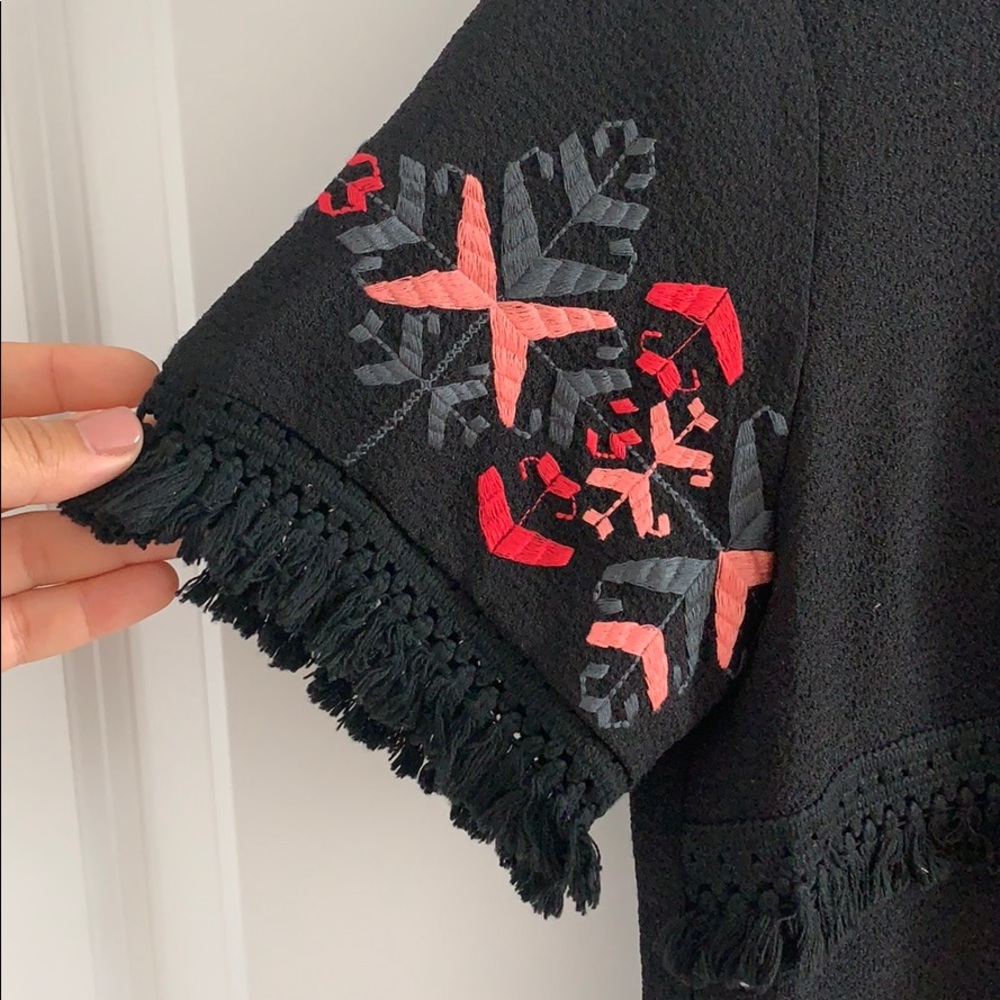 Mini dress with tribal embroidery and fringe - Picture 2 of 6